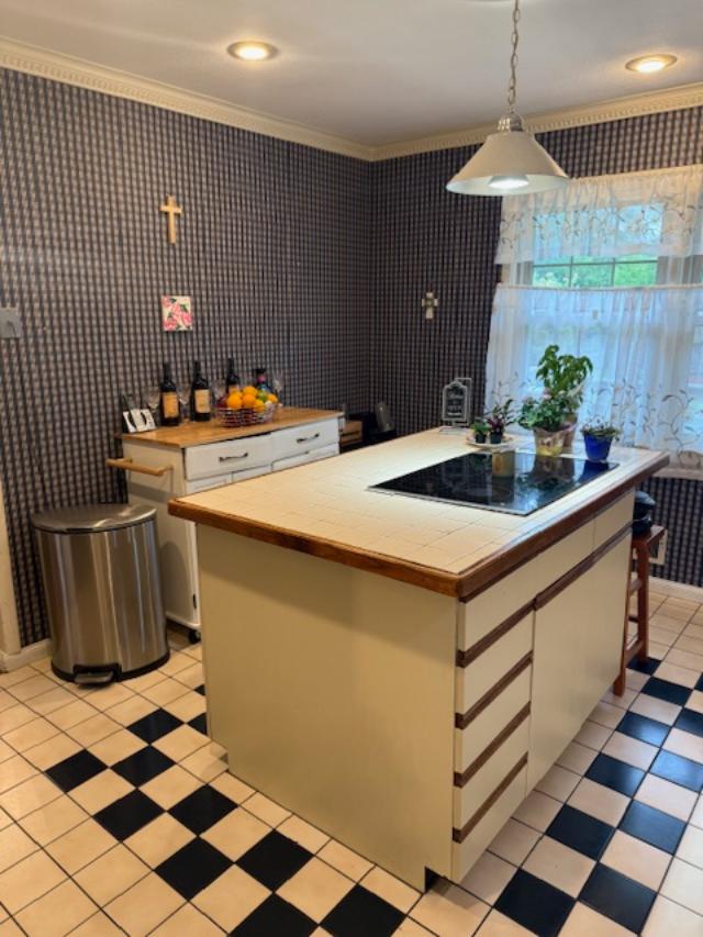 20250822-012915513-9472-519161ea6d32_Kitchen new 1.jpg